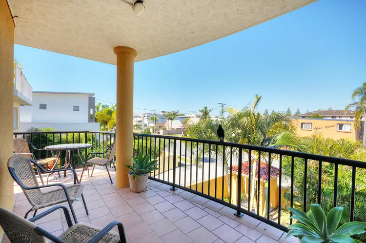 Unit @ / 37 Sunbrite Avenue, Mermaid Beach QLD 4218
