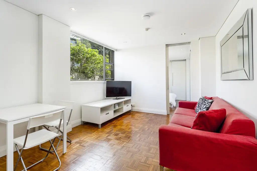 Main view of Homely unit listing, 15/21 East Crescent Street, Mcmahons Point NSW 2060