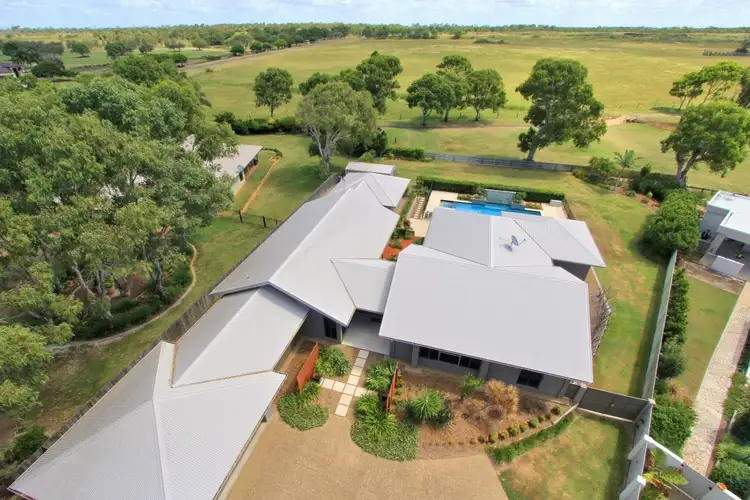 Third view of Homely house listing, 7 Raewood Close, Coral Cove QLD 4670