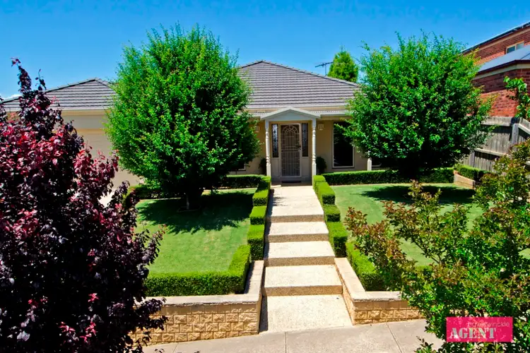 Second view of Homely house listing, 7 Jean Place, Grovedale VIC 3216