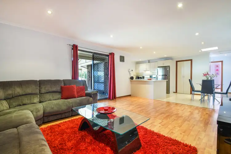 4 Lillian Street, Huntfield Heights SA 5163