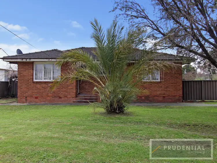 16 Festival Street, Sadleir NSW 2168