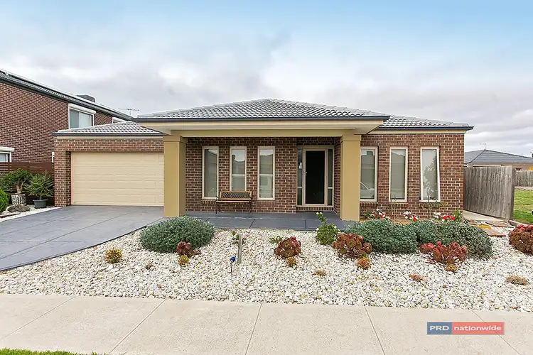 7 Grassbird Drive, Point Cook VIC 3030
