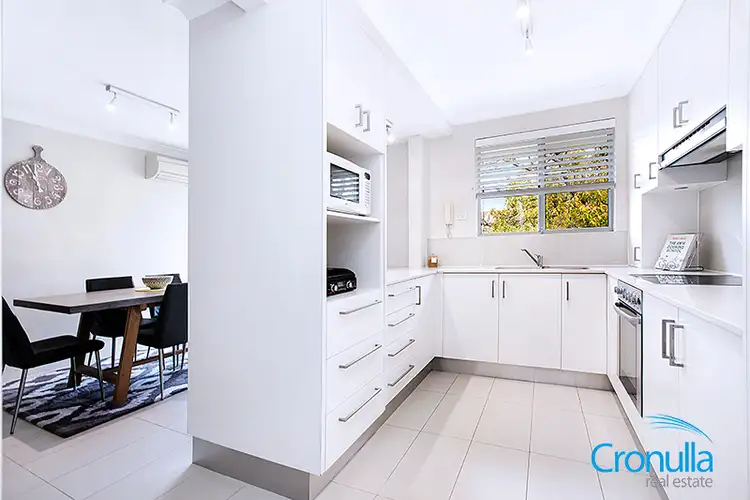 6/16-18 Kiora Rd, Miranda NSW 2228