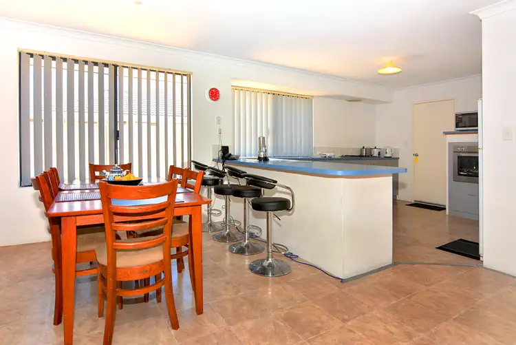 16 Polwarth Circuit, Eaton WA 6232