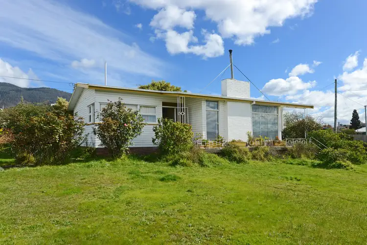 10 Leighland Road, Claremont TAS 7011