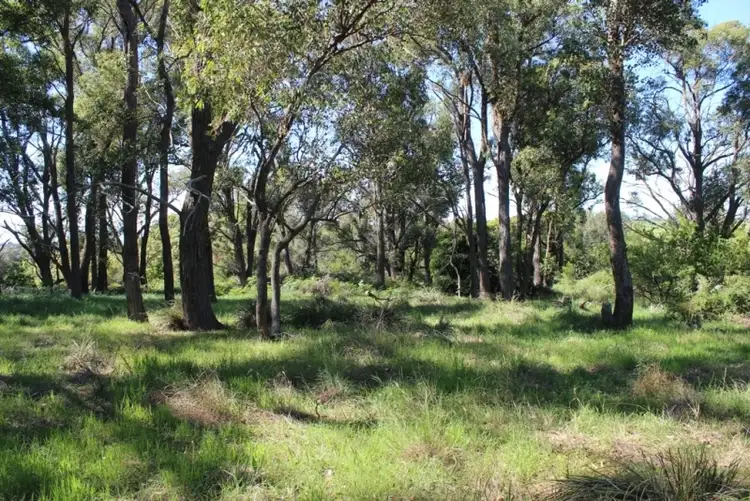 CNR Hodges Estate Rd & Ellaswood Rd, Wy Yung VIC 3875