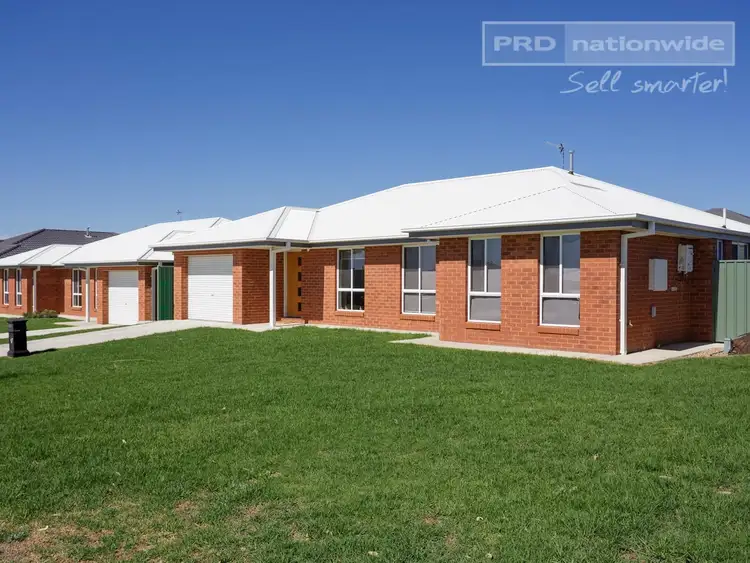 1/24 Hazelwood Drive, Forest Hill NSW 2651
