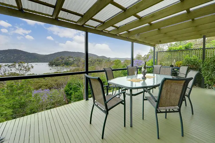 21 Pacific Highway, Mooney Mooney NSW 2083