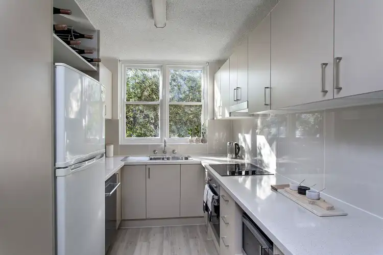 Third view of Homely apartment listing, 6/11A Byron Street, Coogee NSW 2034