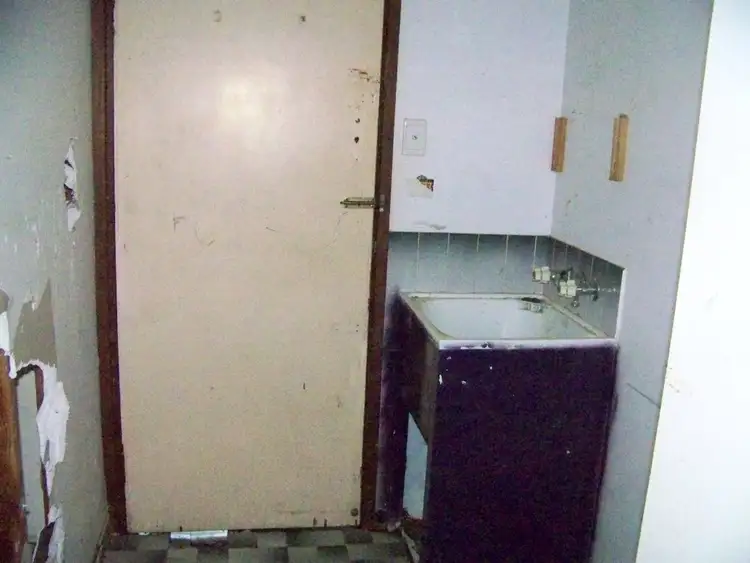 Second view of Homely house listing, 10 NECTAR, Lamb Island QLD 4184