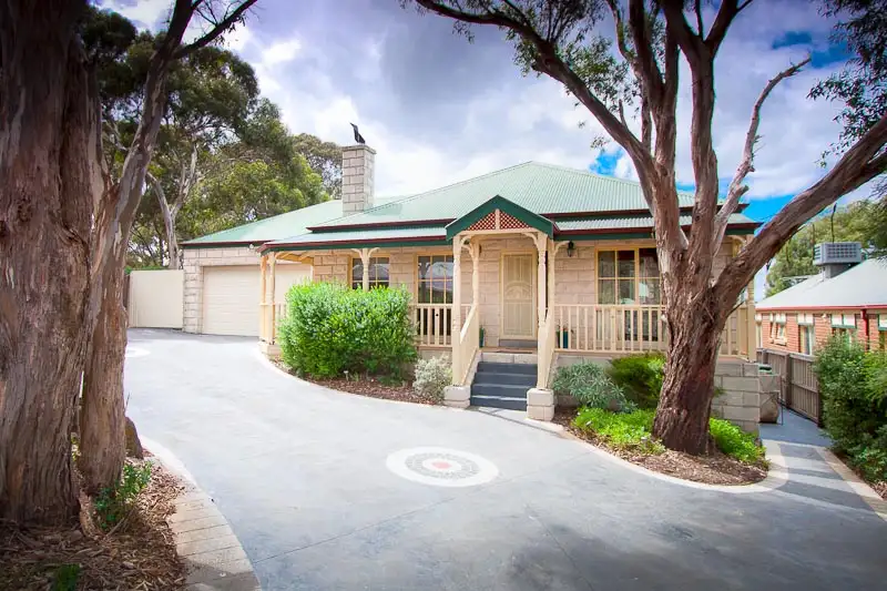 Main view of Homely house listing, 10 Baker Rise, Sunbury VIC 3429