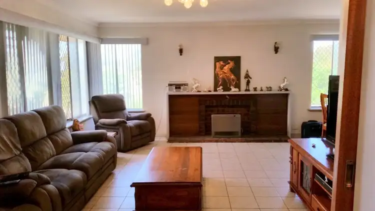 Third view of Homely house listing, 5 Dowling Place, Orelia WA 6167