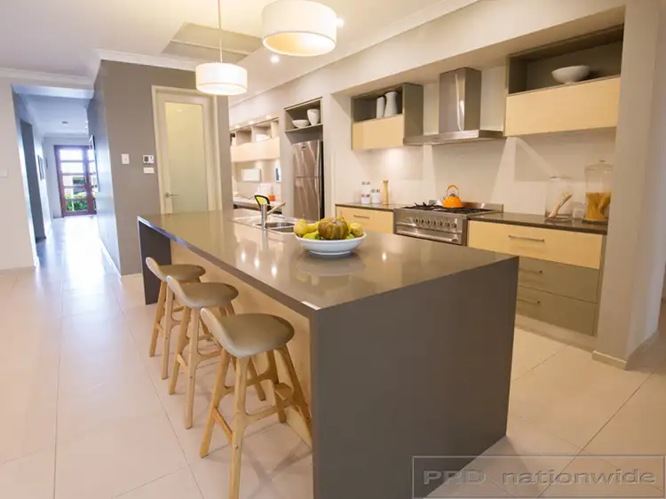 Third view of Homely house listing, 5 Redtail Drive, Chisholm NSW 2322