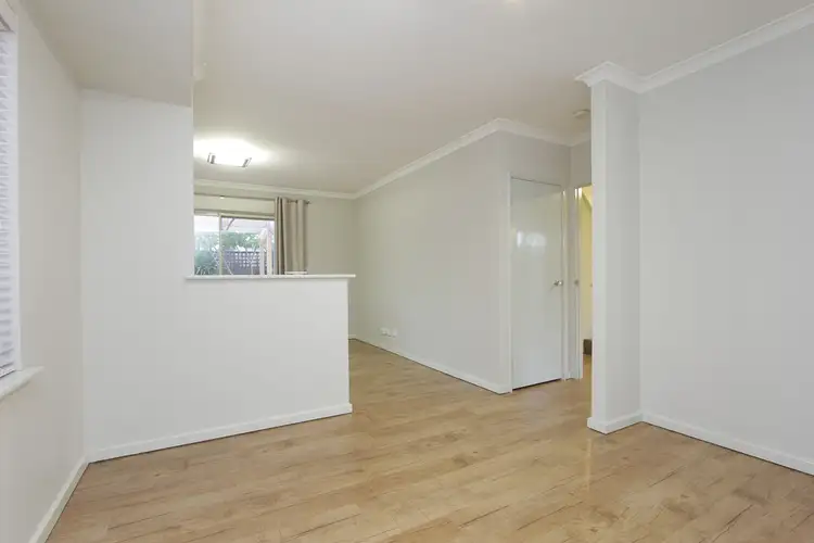 Seventh view of Homely townhouse listing, 1/122 Robert Street, Como WA 6152