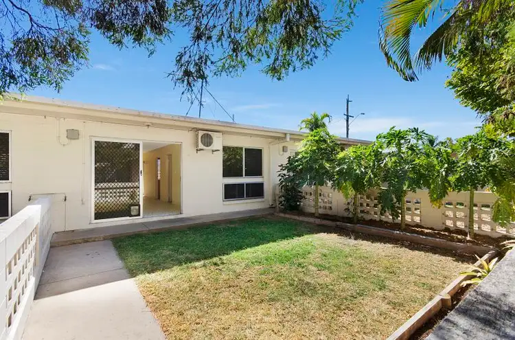 2/94 Eyre Street, North Ward QLD 4810