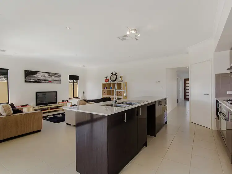 Sixth view of Homely house listing, 14 Hillsborough Avenue, Baldivis WA 6171