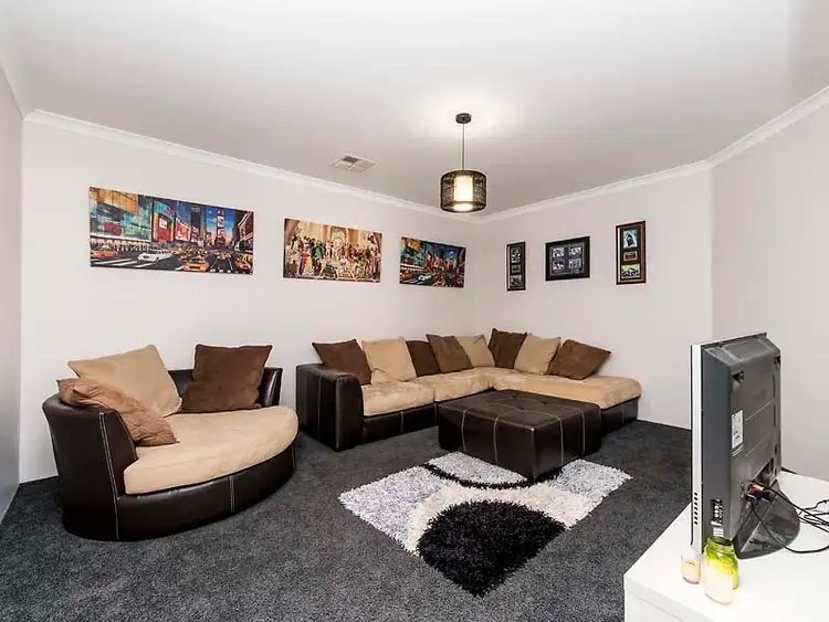 Sixth view of Homely house listing, 2 Kyle Way, Canning Vale WA 6155