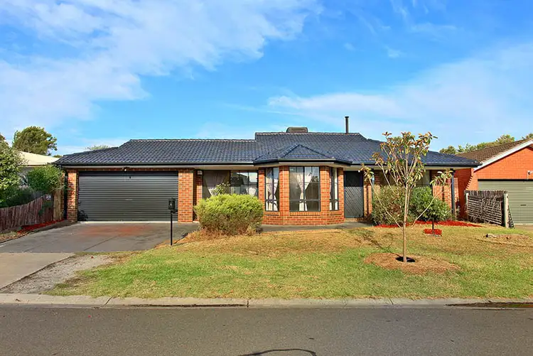 5 Terrell Court, Roxburgh Park VIC 3064