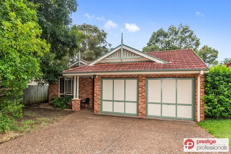13 Como Court, Wattle Grove NSW 2173