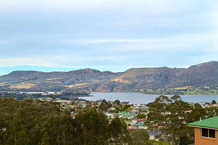 14 Wallcrest Road, Berriedale TAS 7011