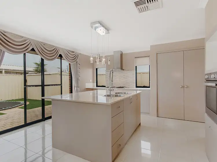 29 Minchin Turn, Baldivis WA 6171