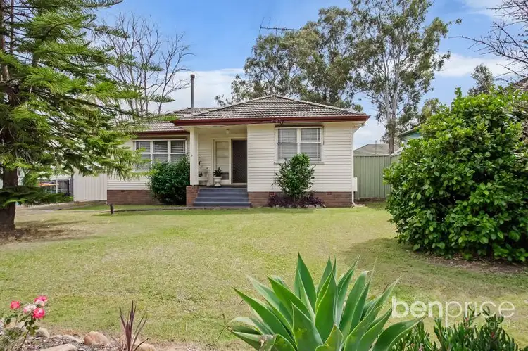 6 Torres Crescent, Whalan NSW 2770