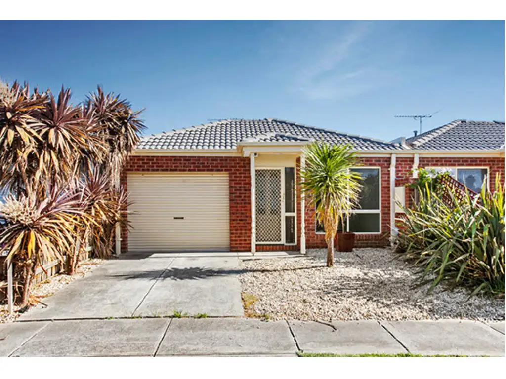 Main view of Homely unit listing, 2/5 Swallow Street, Werribee VIC 3030