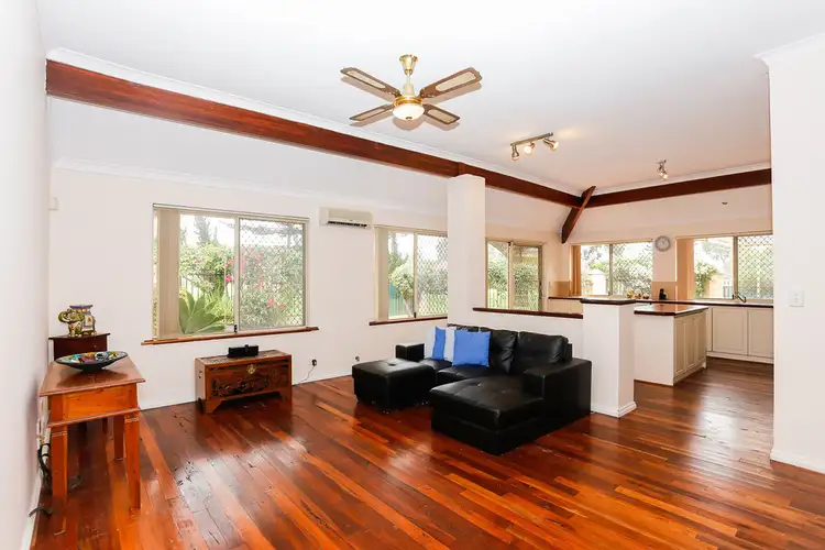 12 Hatch Place, Bibra Lake WA 6163