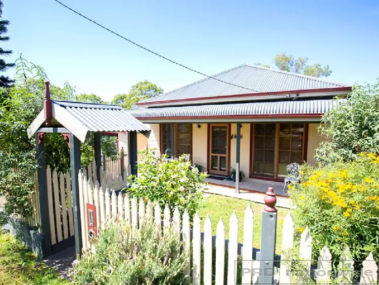 83 Robert Street, Tenambit NSW 2323