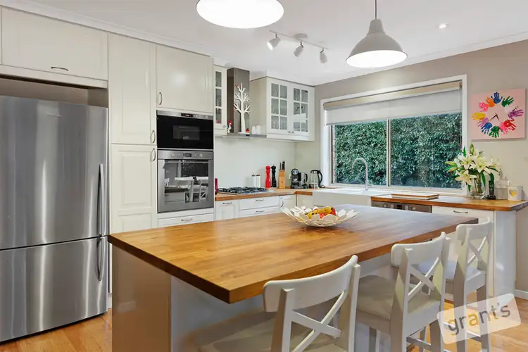 284 Centre Road, Narre Warren South VIC 3805