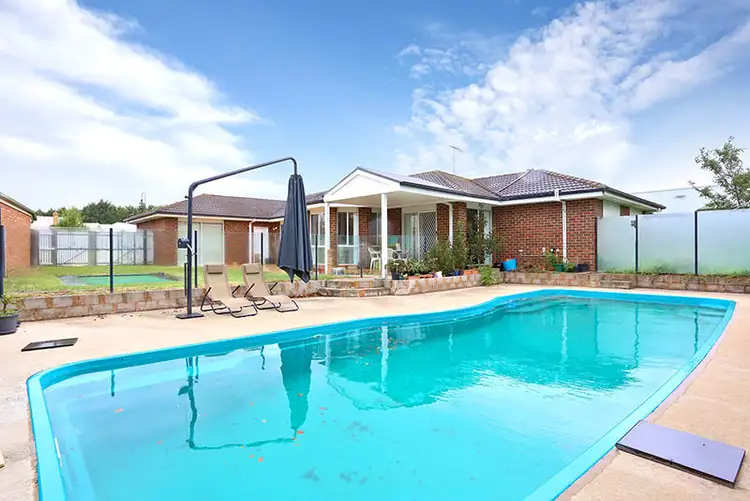 5 The Boulevard, Narre Warren South VIC 3805