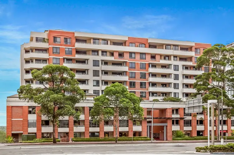 13/121-133 Pacific Highway, Hornsby NSW 2077