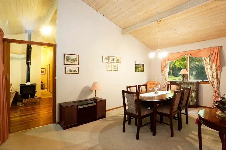 Fifth view of Homely house listing, 2 Burns Place, Burradoo NSW 2576