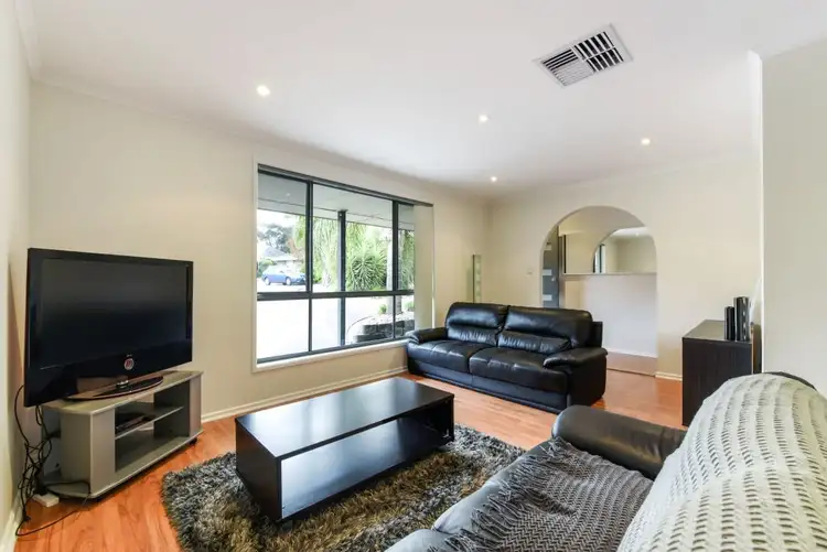 Second view of Homely house listing, 5 Explorer Court, Woodcroft SA 5162