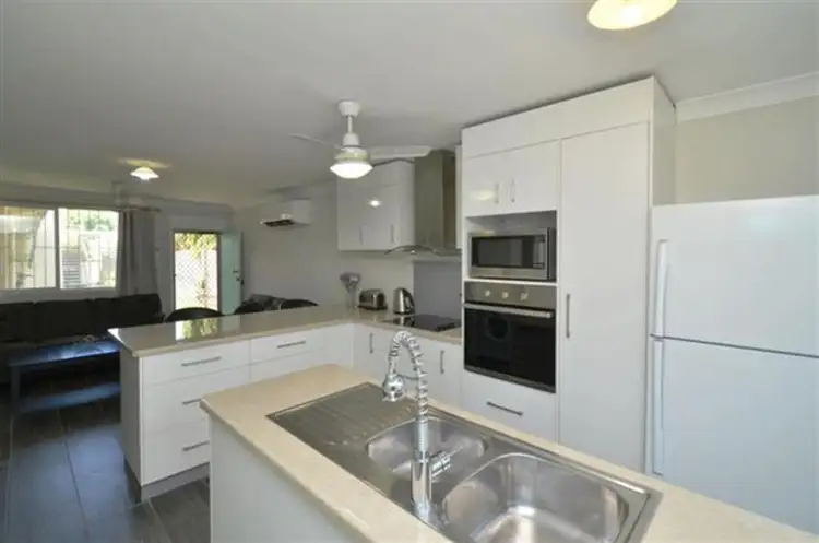 Seventh view of Homely unit listing, 4/32 Albury Street, Pimlico QLD 4812