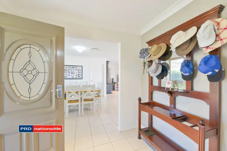 Third view of Homely house listing, 6 Warrah Drive, Tamworth NSW 2340