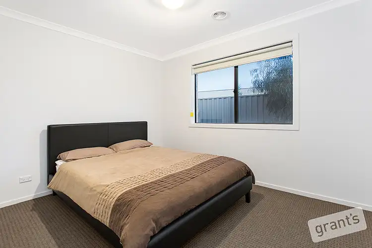 Sixth view of Homely house listing, 41 Renlik Circuit, Cranbourne North VIC 3977