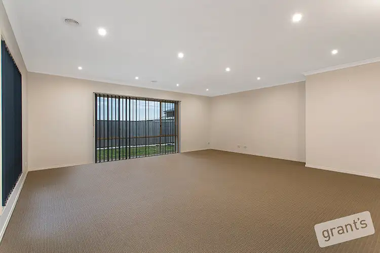Seventh view of Homely house listing, 52 Fieldstone Crescent, Cranbourne North VIC 3977