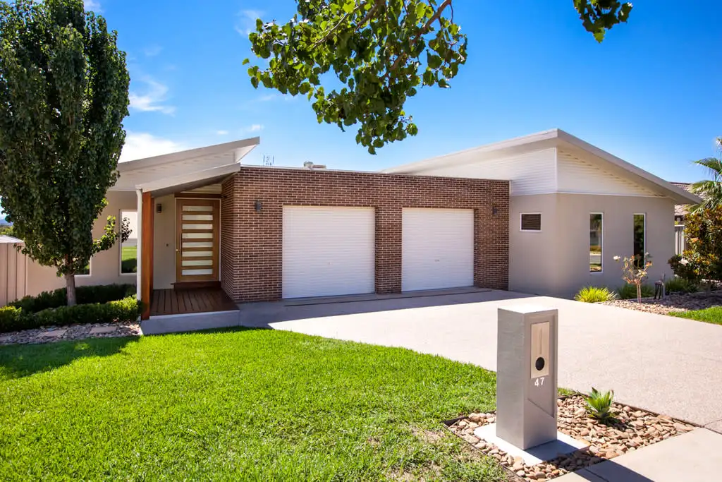 Main view of Homely house listing, 47 Firestone Way, Wodonga VIC 3690