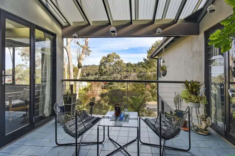 20 Glenview Road, Wentworth Falls NSW 2782