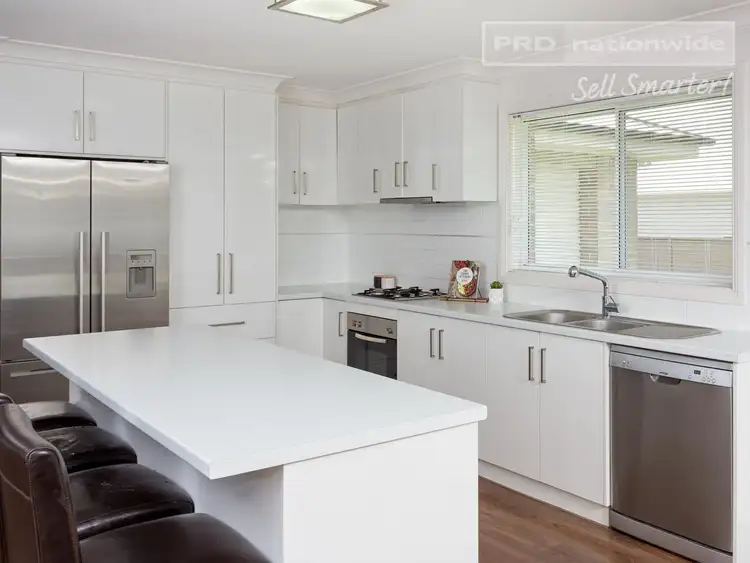 Sixth view of Homely house listing, 3 Yulong Place, Glenfield Park NSW 2650