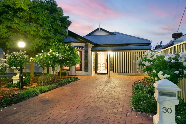 30 Hughes Street South, Woodville SA 5011