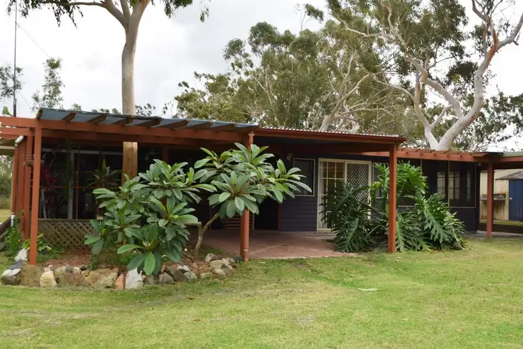 16 Waratah Dr, Cooloola Cove QLD 4580