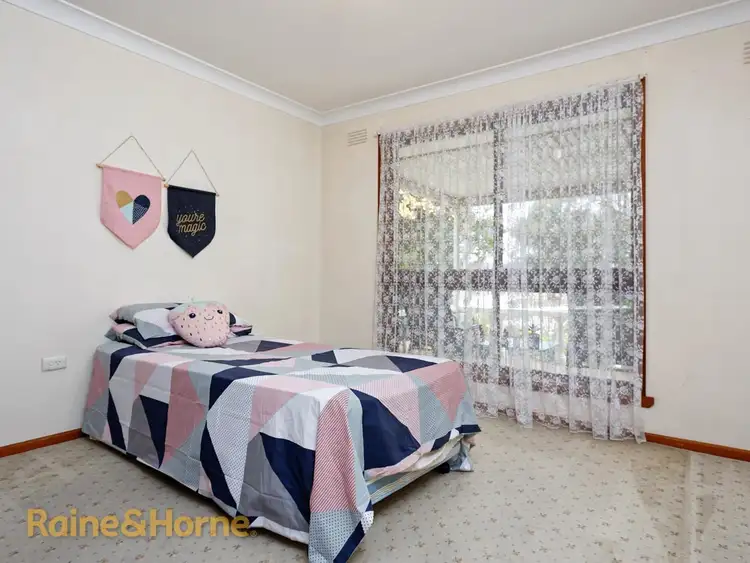 Fifth view of Homely house listing, 450 Lake Albert Rd, Lake Albert NSW 2650