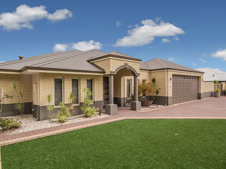 61 Country Rd, Pinjarra WA 6208