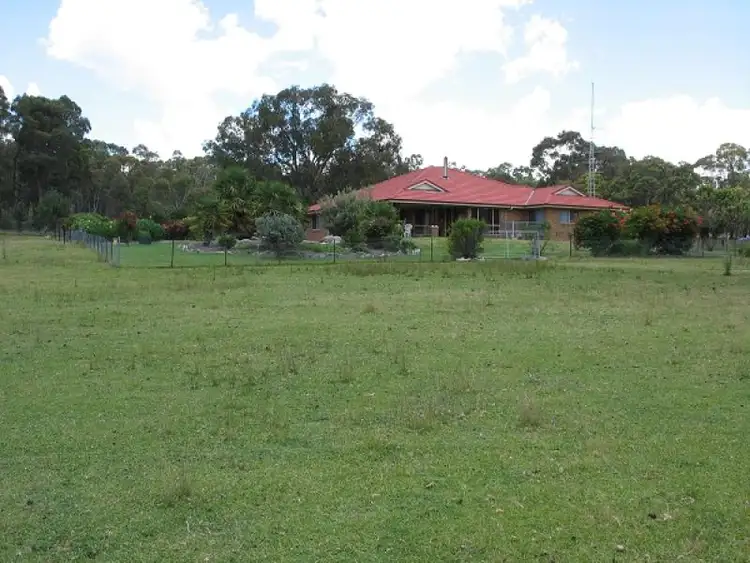 87 Hilton Road, Guyra NSW 2365
