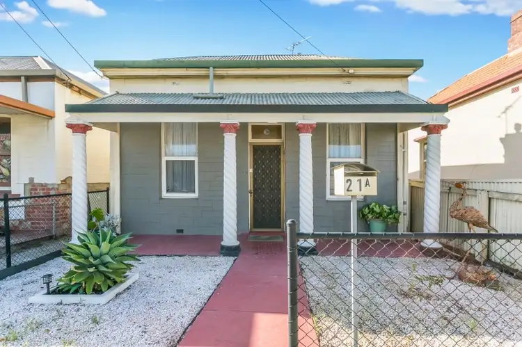 21a Walker Street, Birkenhead SA 5015