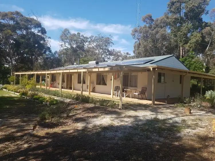 25 Tamma Road, Bakers Hill WA 6562