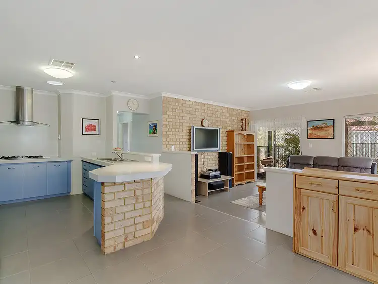 Seventh view of Homely house listing, 6 Hutton Court, Rockingham WA 6168